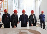 佳电股份公司到石工泵公司参观交流