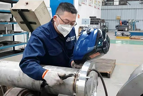 重泵公司周胡获机械通用工业协会“能工巧匠突出贡献奖”
